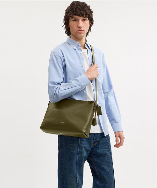 COACH（コーチ） ショルダーバッグ モット メッセンジャー バッグ 33