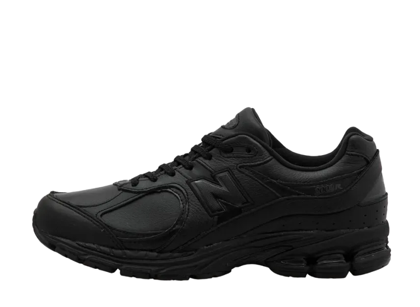 New Balance 2002R 