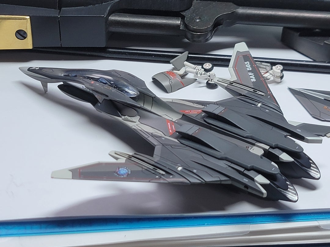 アルター アルメカ1/100メイヴ雪風を改造してみた | FEADERのブログ