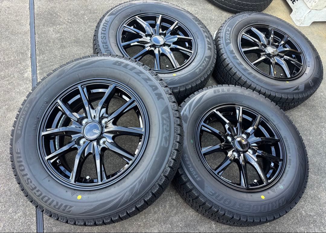 ヤリス、ヴィッツ等175/70R14ブリザックVRX2 2024年製 楽天市場】【新品 スタッドレス1台分4本セット】 175/70R14 ヤリス