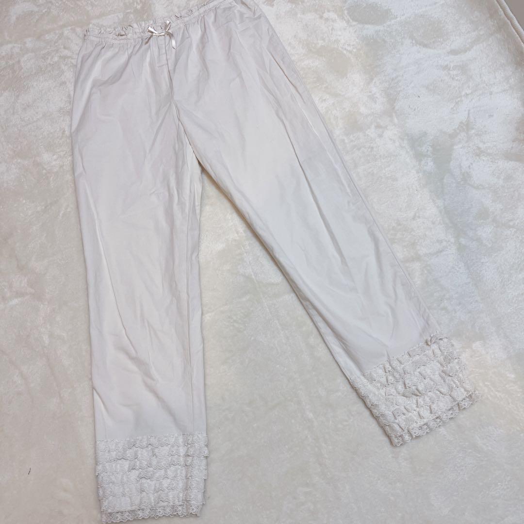 【美品】ピンクハウス　レース段々フリル　アンクル丈パンツ PINK HOUSE（ピンクハウス） パンツ ローンフリルパンツ レディース