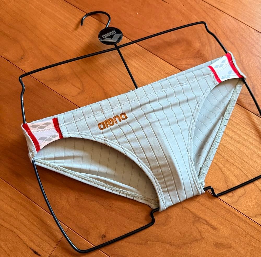 【美品】ARENA ダブルマット ARN2027 ゴールドロゴ Sサイズ 競パン arena競パン SSサイズ 2点セット - メルカリ