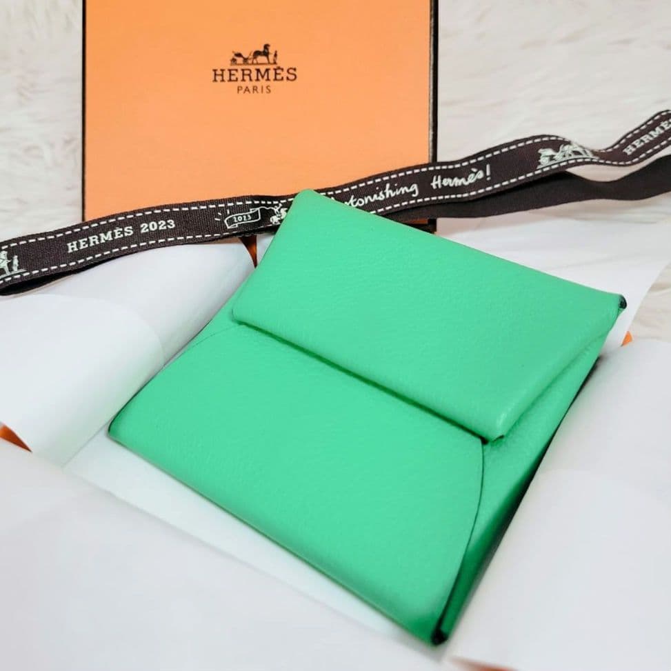 美品✨エルメス ケース バスティア エバーカラー ヴェールコミック B印 美品✨エルメス コインケース バスティア エバーカラー ヴェール