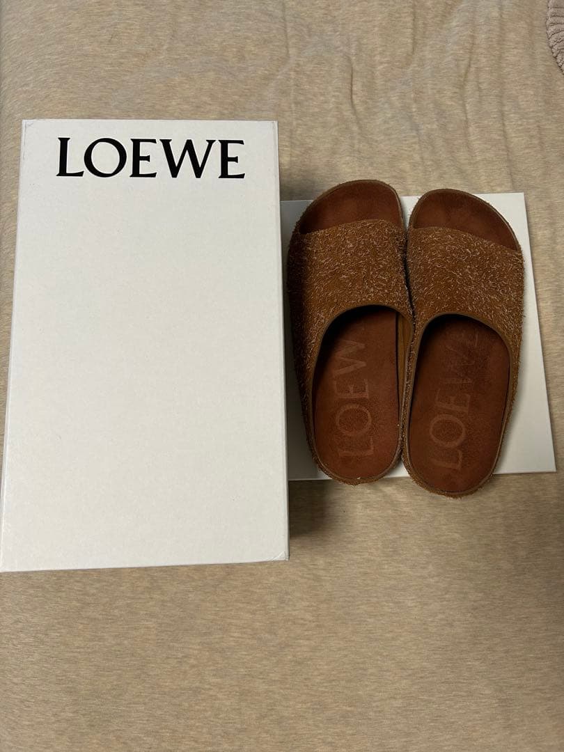 美品】LOEWE ブラッシュスエードサンダル 41 - メルカリ